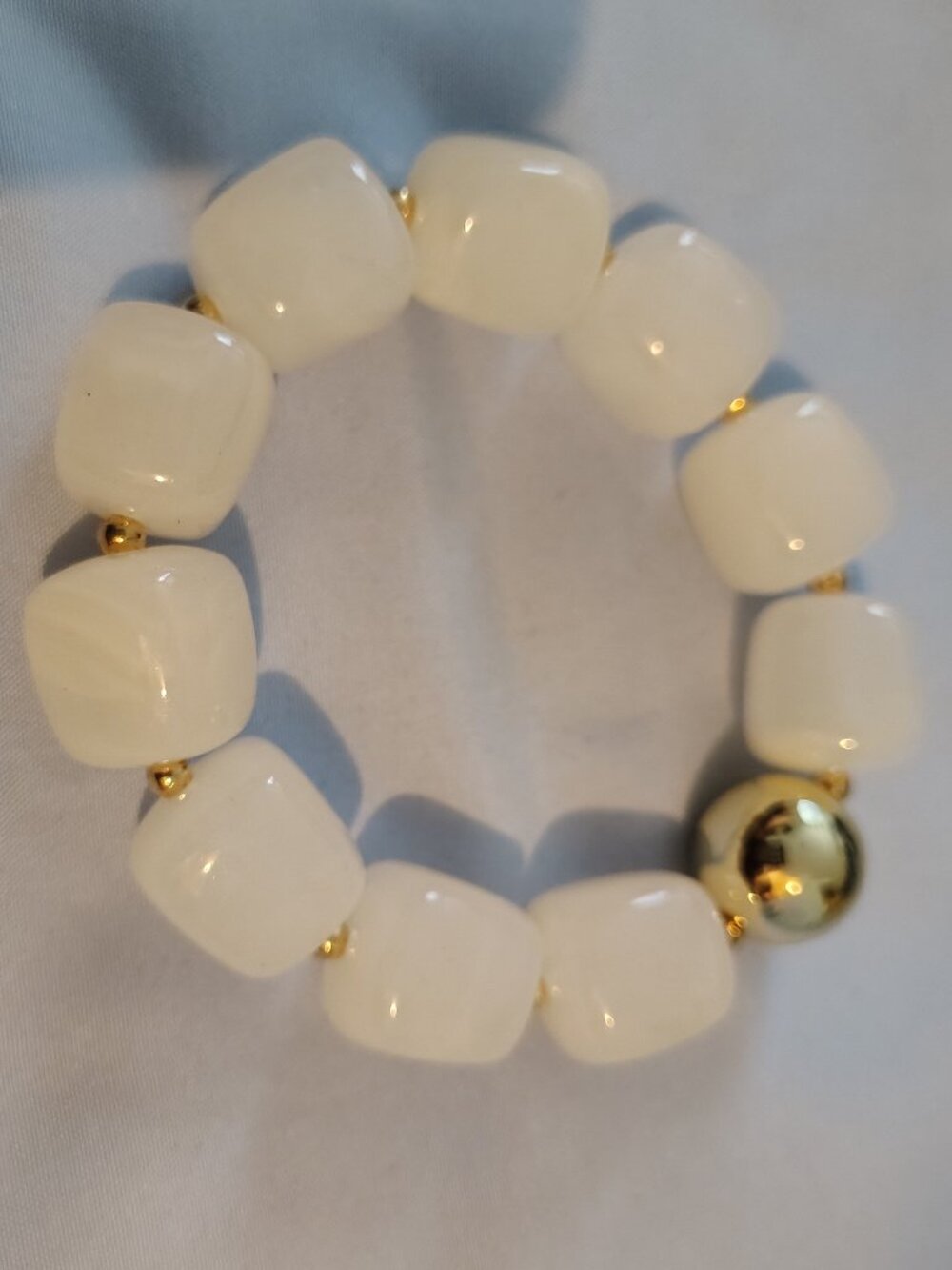 Chunky Beaded Bracelets (White)